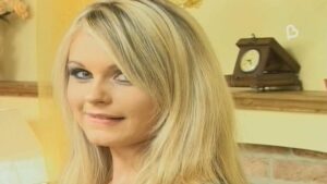 Domination 03_1.mp4_snapshot_00.02.282